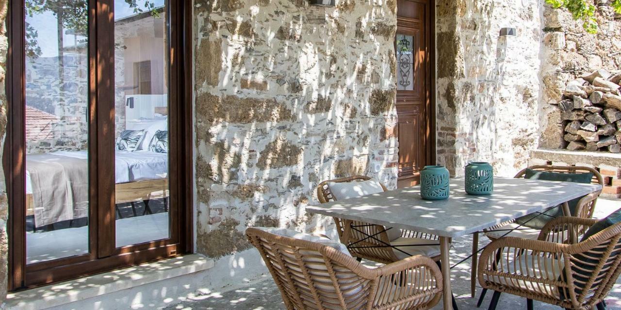 Stairs Homes & Suites Kamaria  Buitenkant foto
